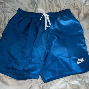 Men short